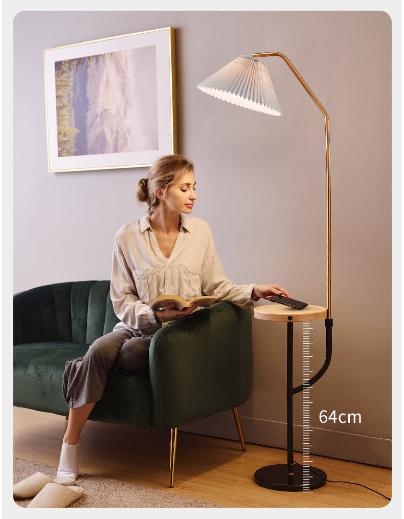 ChargeBeam Floor Lamp