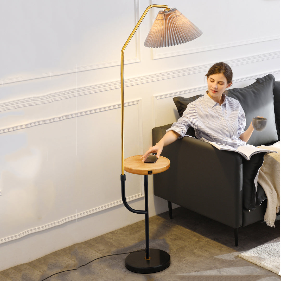 ChargeBeam Floor Lamp