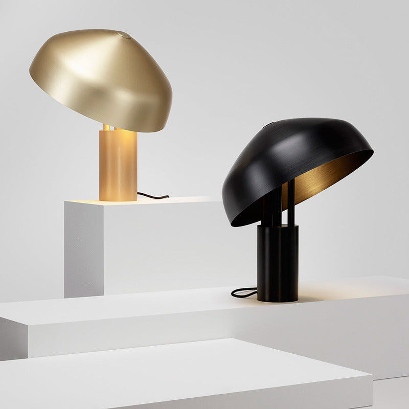 MushroomBeam Table Lamp