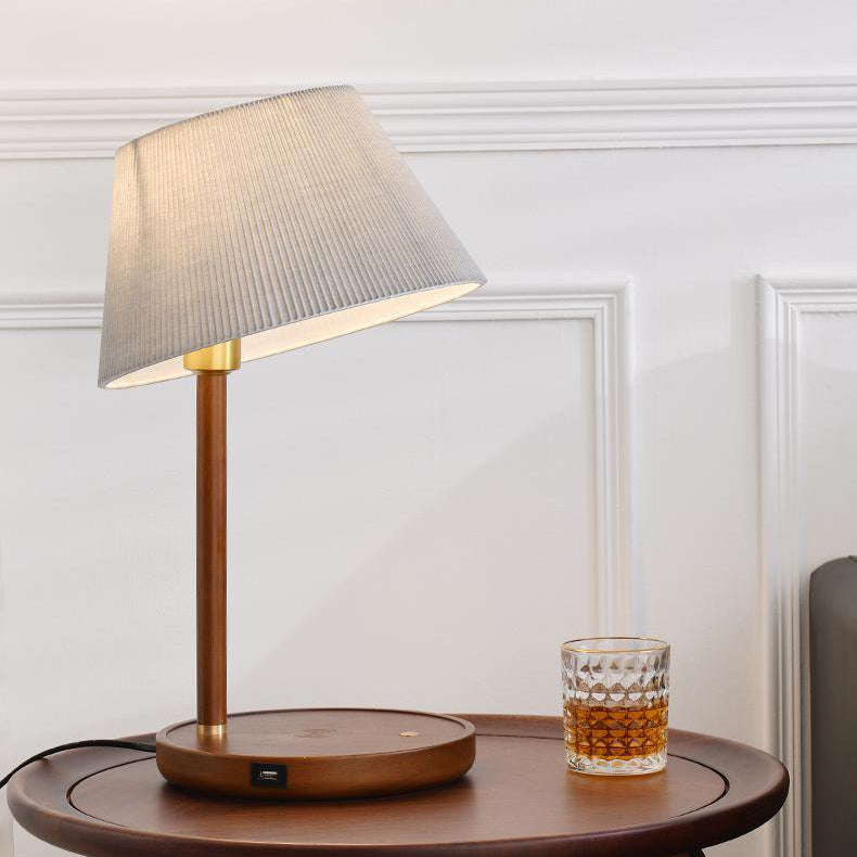 WoodCharge Table lamp